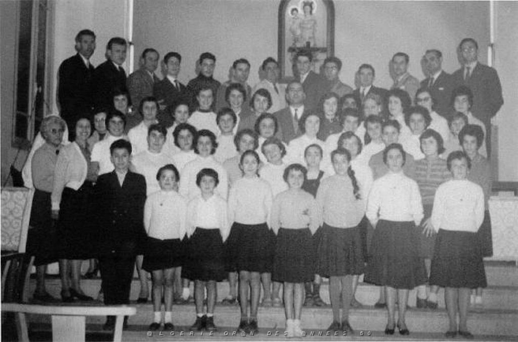 CHORALE DE SAINT EUGENE D ORAN 1961  (5).jpg